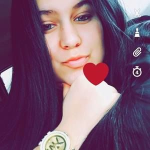 Meet your Posher, Karla